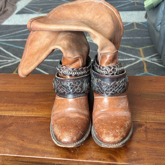 Freebird Breck boots. Super rare. generous calf size. removable adornments - Picture 13 of 14